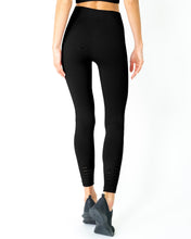 Load image into Gallery viewer, Mesh Seamless Legging With Ribbing Detail - Black
